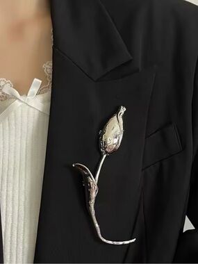 Large Charming Tulip Flower Brooches Pins